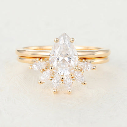 1.50 CT Pear Moissanite Solitaire Bridal Ring Set