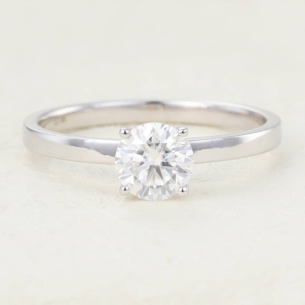 0.88 CT Round Shaped Moissanite Solitaire Engagement Ring