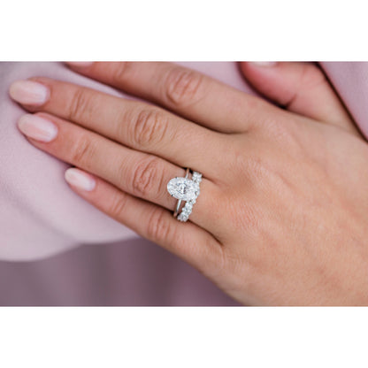 4.0 CT Oval Solitaire Moissanite Engagement Ring