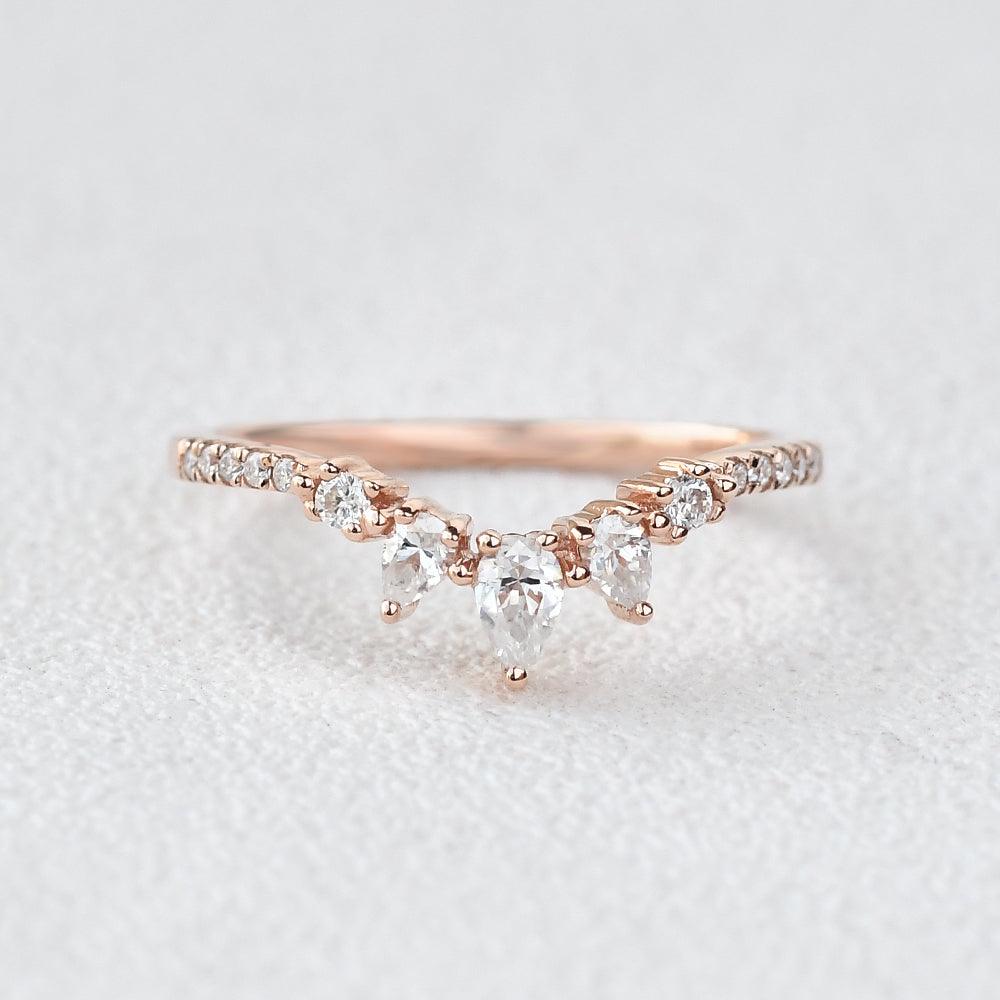 0.2 CT Marquise And Round Curved Moissanite Wedding Band