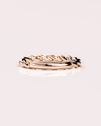 Classic Twisted Gold Wedding Band