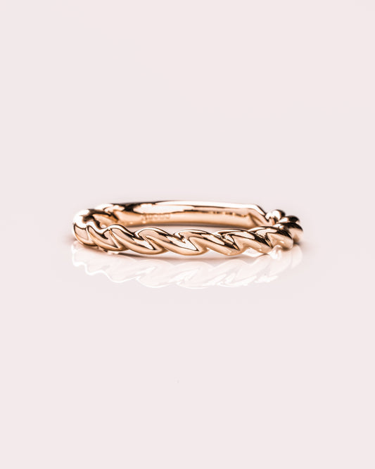 Classic Twisted Gold Wedding Band