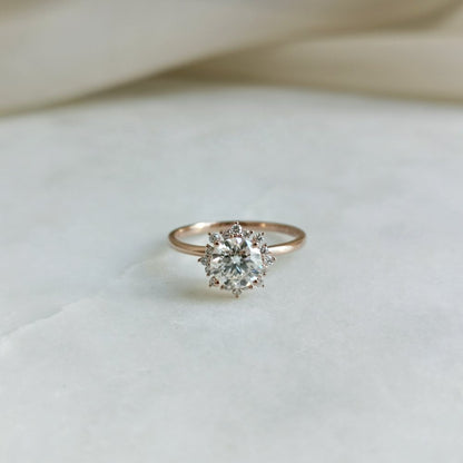 0.80 CT Round Shaped Cluster Halo Engagement Ring