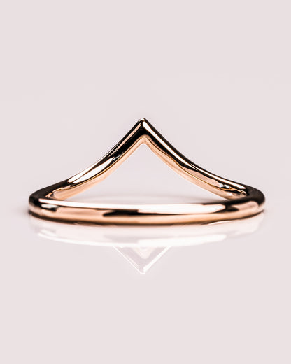 V-Shaped Classic Curved Wedding Band