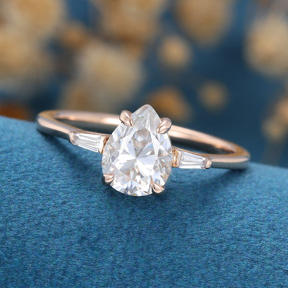 1.0 CT Pear Shaped Moissanite Three Stones Engagement Ring