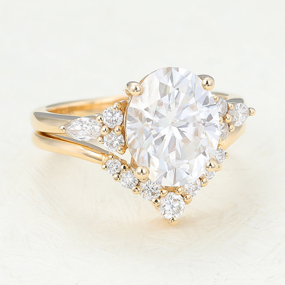 3.0 CT Oval Moissanite Cluster Bridal Ring Set