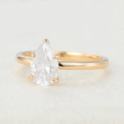 1.5 CT Pear Shaped Moissanite Solitaire Engagement Ring