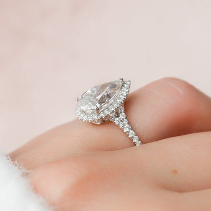 3.0 CT Pear Halo & Split Shank Moissanite Engagement Ring