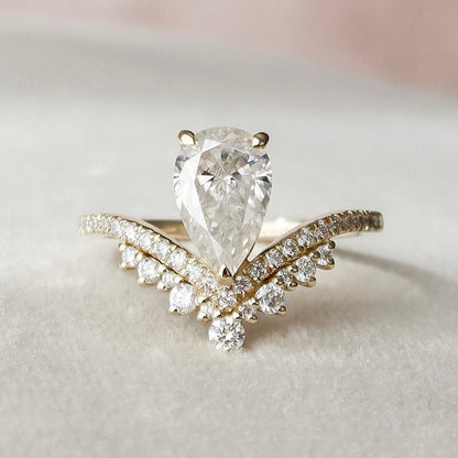 1.5 CT Pear Art Deco Moissanite Engagement Ring