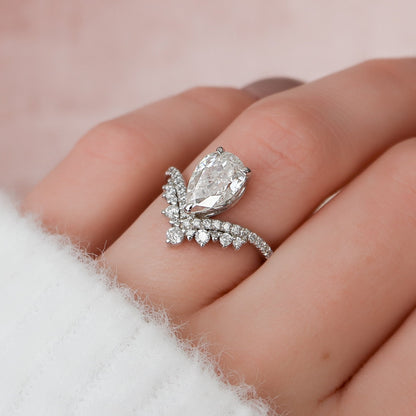 1.5 CT Pear Art Deco Moissanite Engagement Ring